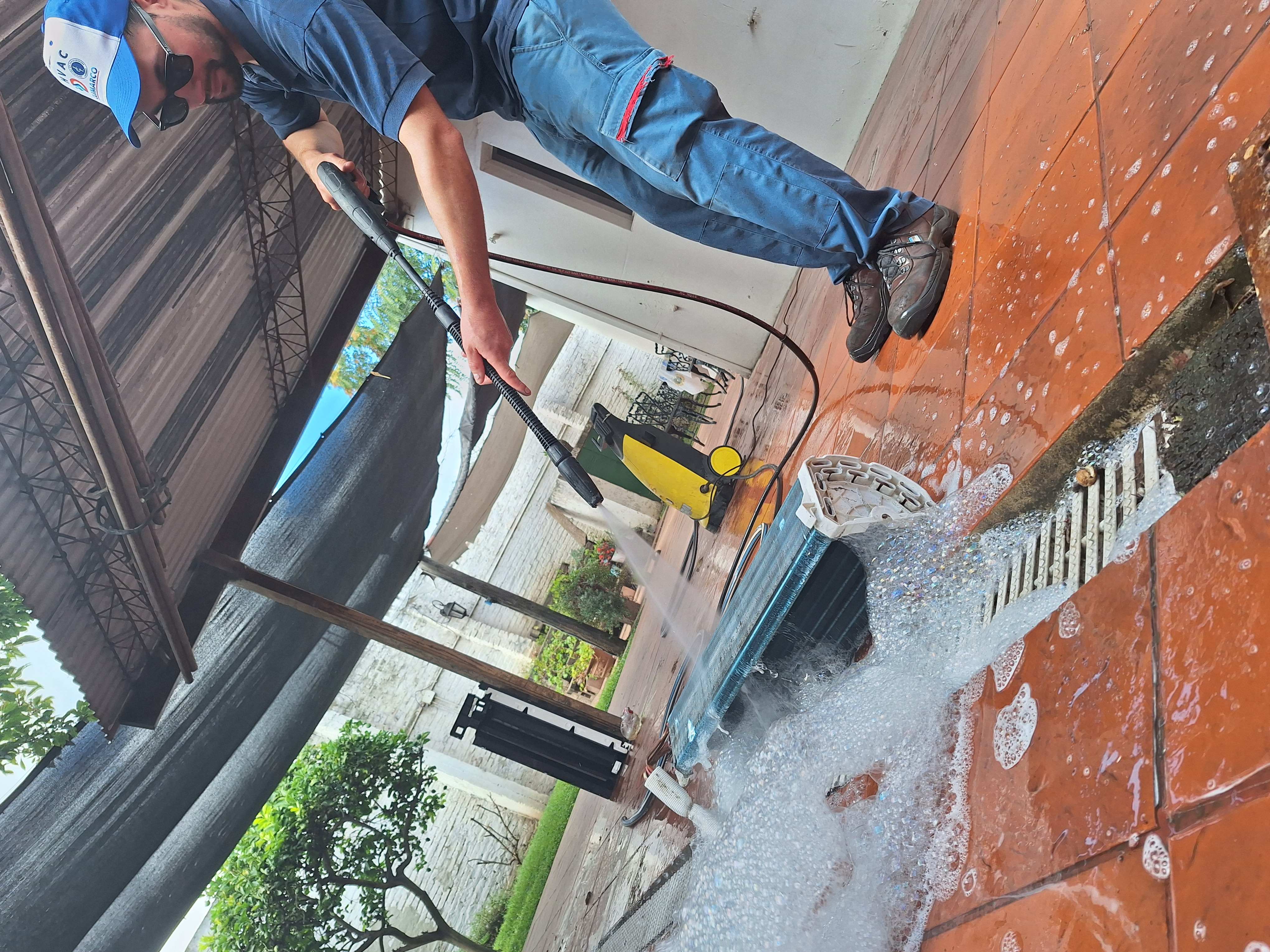 Limpieza de evaporador en Unidades Interiores